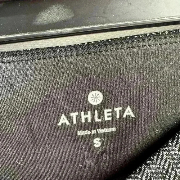 Athleta Leggings Black and Gray with Zipper Pockets Size S - Picture 3 of 3
